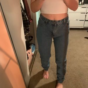 brandy melville mom jeans